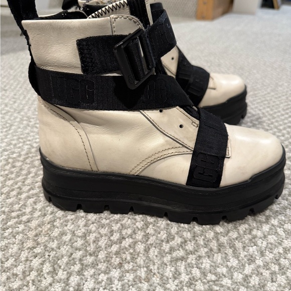 UGG Women's Black and Cream Combat Boots - Picture 2 of 6